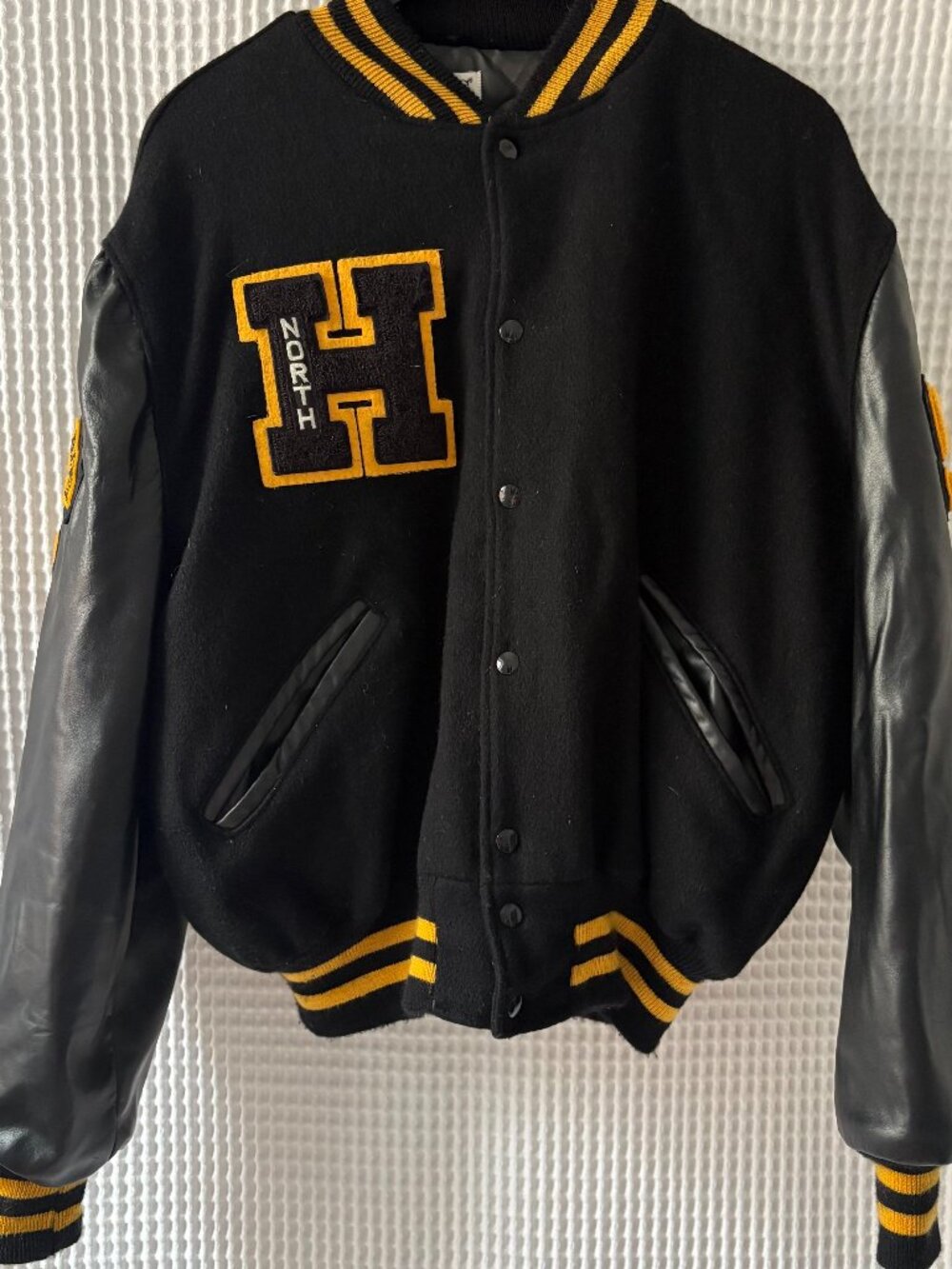 Vintage DeLong 1990s black gold wool varsity letterman jacket retro men's 46 XL